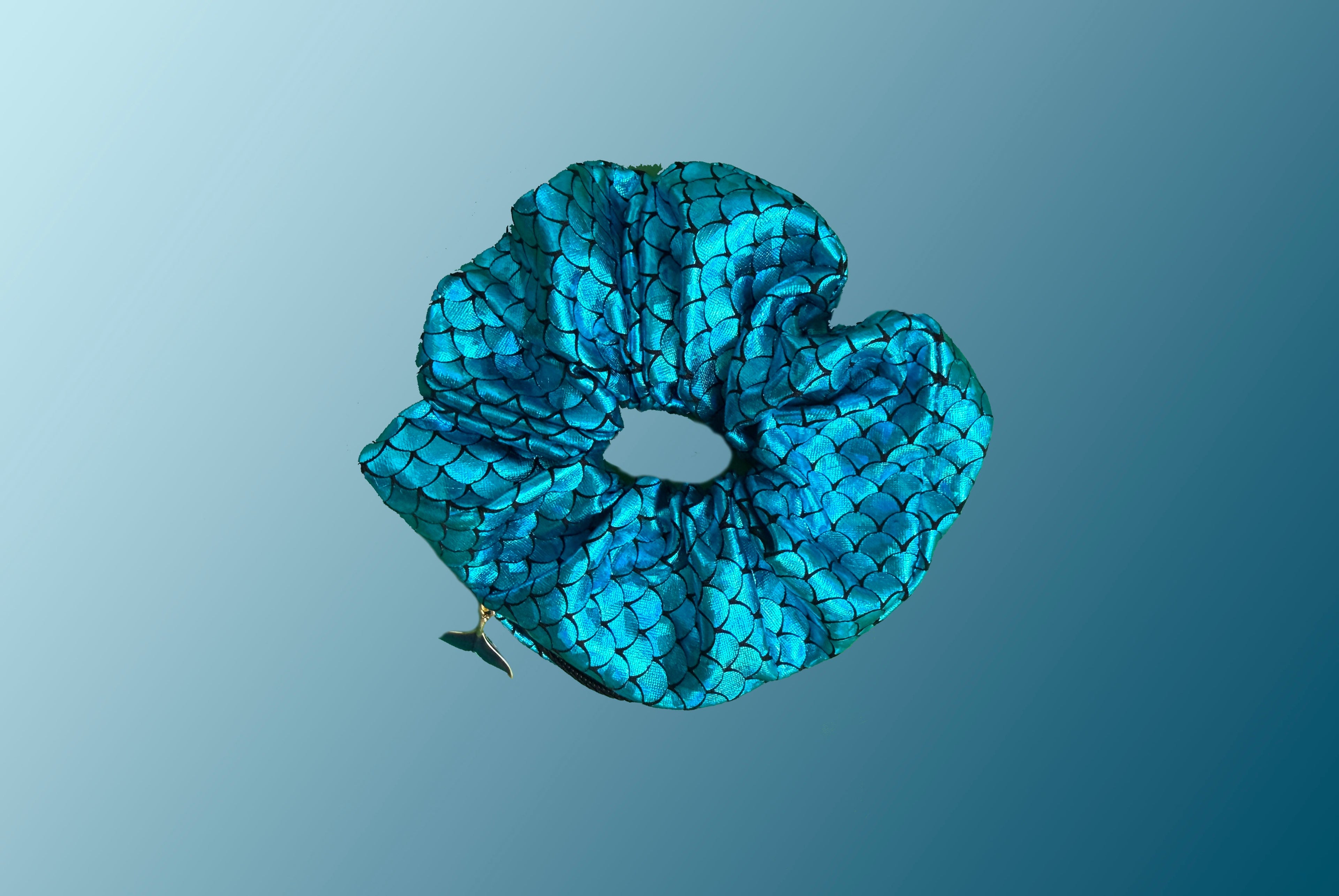 Velvet Secret Pocket Scrunchie with Gem Charm – Hidden Zipper Hair Tie